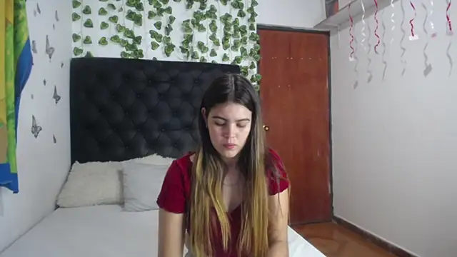 Snapshot of isabel_09 chatting on February 24, 2026, 2:56 am isabel 09 online show from February 24, 2026, 2:56 am