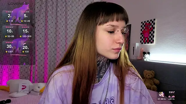 LilithPoison online show from December 14, 2025, 6:13 pm