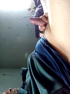 Jarektchurzewski online show from May 9, 2026, 2:31 pm