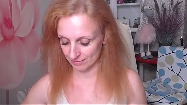 Snapshot of Venus_love1 chatting on June 1, 2026, 3:33 pm Venus love1 online show from June 1, 2026, 3:33 pm