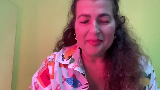 Elviora online show from October 10, 2025, 7:36 pm