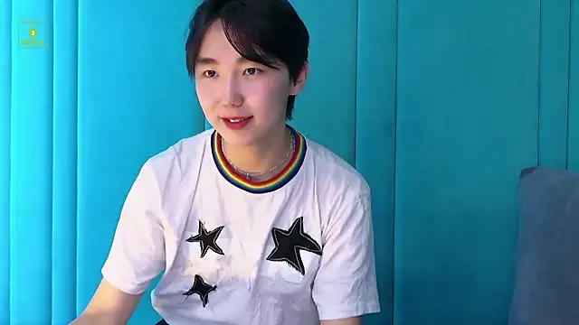 Snapshot of HeejinWang chatting on September 22, 2025, 8:15 pm HeejinWang online show from September 22, 2025, 8:15 pm