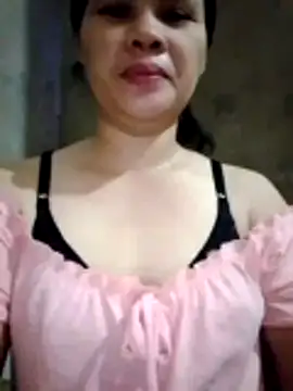 sweet bella16 online show from October 16, 2025, 8:22 am