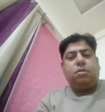 Snapshot of Love40777 chatting on February 19, 2026, 6:05 pm Love40777 online show from February 19, 2026, 6:05 pm