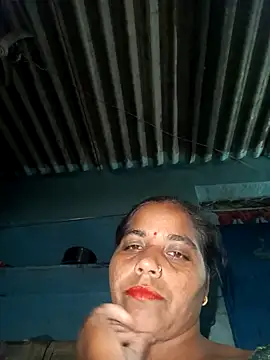 Hot kadi83 online show from October 15, 2025, 4:26 pm