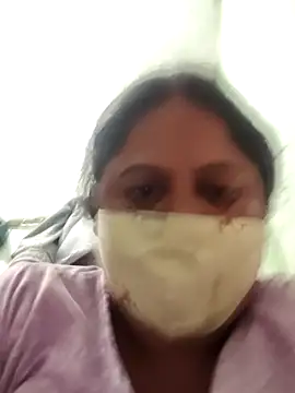 Mmm143 online show from November 6, 2025, 5:50 pm