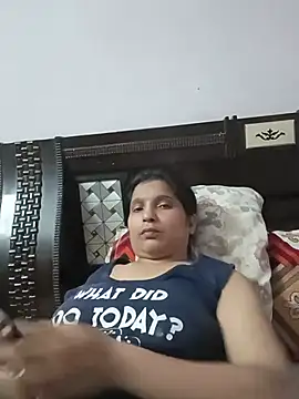 aliya-jaan71 online show from July 18, 2026, 9:12 pm