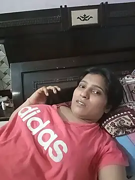 aliya-jaan71 online show from August 9, 2026, 1:06 pm