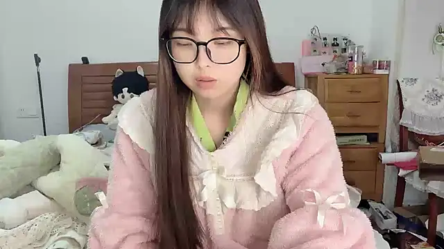 Akong11 online show from December 1, 2025, 2:56 am