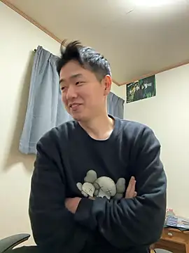 Snapshot of KAMESAN08 chatting on February 19, 2026, 10:45 am KAMESAN08 online show from February 19, 2026, 10:45 am