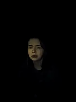 Snapshot of MaitresseMermaid chatting on May 5, 2026, 3:42 am MaitresseMermaid online show from May 5, 2026, 3:42 am