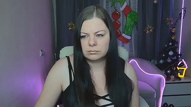 BritneyRaine online show from December 21, 2025, 7:10 am