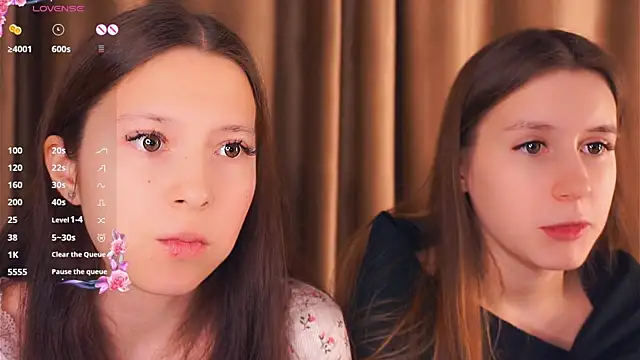 GabrielleLynchard online show from January 6, 2026, 9:30 pm