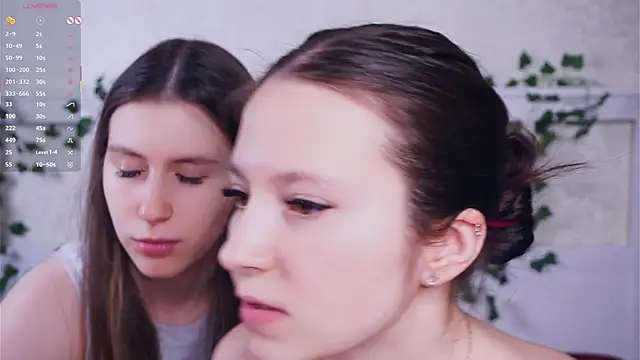 GabrielleLynchard online show from March 1, 2026, 9:26 pm