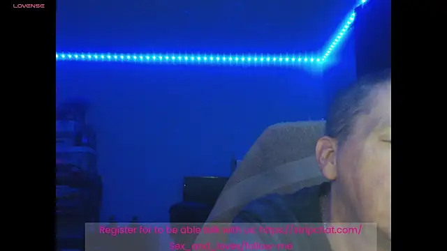 Snapshot of Sex_and_loves chatting on November 20, 2025, 7:09 am Sex and loves online show from November 20, 2025, 7:09 am