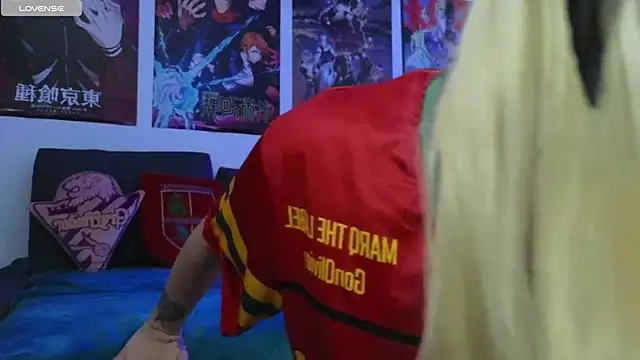 KiraQuinn1 online show from November 7, 2025, 4:00 pm