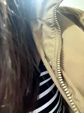 Moon pusy online show from December 20, 2025, 1:30 am