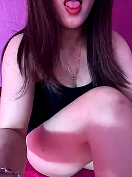 Moon pusy online show from January 8, 2026, 1:55 am