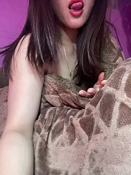 Moon pusy online show from November 29, 2025, 7:36 pm