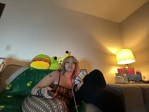 GoddessFatPuss online show from January 13, 2026, 2:04 am