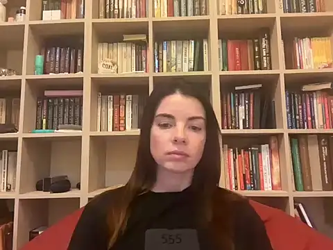 Snapshot of Venirah chatting on October 24, 2025, 6:51 pm Venirah online show from October 24, 2025, 6:51 pm