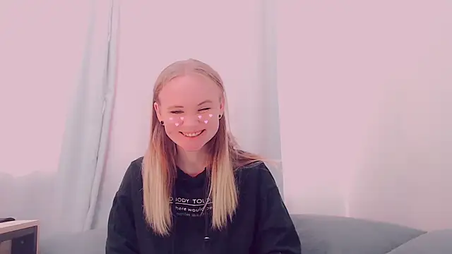 AliceNya cute online show from June 25, 2026, 5:12 am