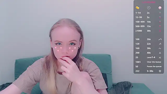 AliceNya cute online show from July 13, 2026, 3:06 am