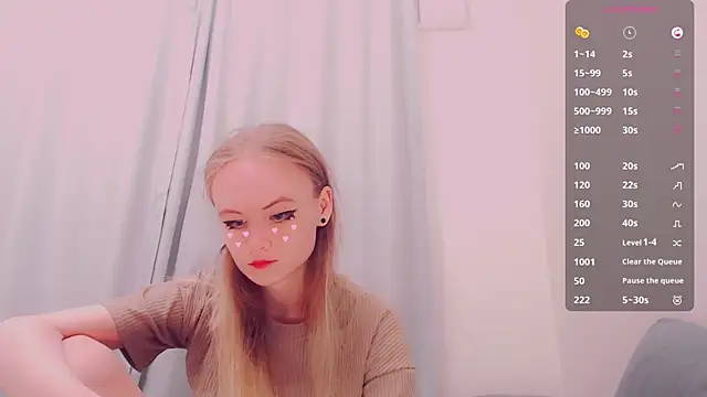 AliceNya cute online show from July 4, 2026, 4:19 am