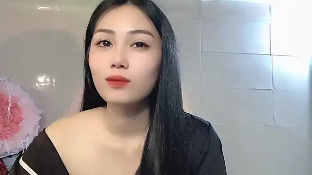 Lyly4757 online show from October 30, 2025, 1:42 pm