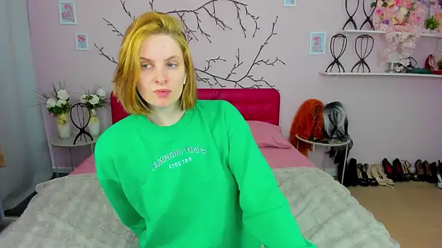 SabrinaRayX online show from February 24, 2026, 1:01 pm