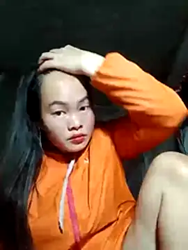 Snapshot of emilyzz chatting on February 10, 2026, 9:30 am emilyzz online show from February 10, 2026, 9:30 am