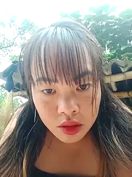 emilyzz online show from October 31, 2025, 7:49 am