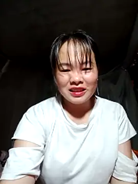 Snapshot of emilyzz chatting on February 27, 2026, 12:44 am emilyzz online show from February 27, 2026, 12:44 am