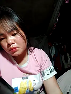 Snapshot of emilyzz chatting on February 6, 2026, 5:14 am emilyzz online show from February 6, 2026, 5:14 am