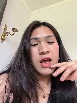 Snapshot of ZoeyJohnson chatting on December 2, 2025, 2:01 am ZoeyJohnson online show from December 2, 2025, 2:01 am