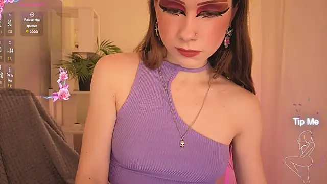 KarenSmitht online show from November 6, 2025, 4:55 pm