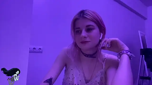 PinkVampire online show from October 29, 2025, 9:03 pm