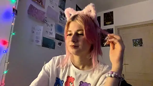 PinkVampire online show from October 10, 2025, 9:26 pm