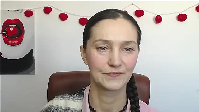 TayaFinch online show from February 21, 2026, 1:13 pm