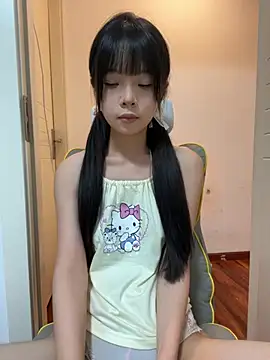 qiqi x online show from July 28, 2026, 3:21 pm