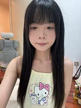 qiqi x online show from July 28, 2026, 2:24 pm