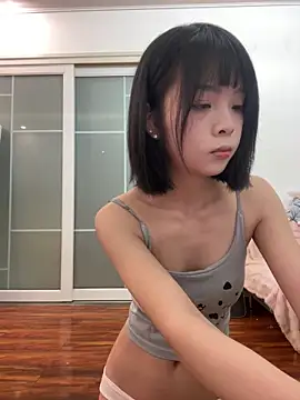 qiqi x online show from February 25, 2026, 2:17 pm