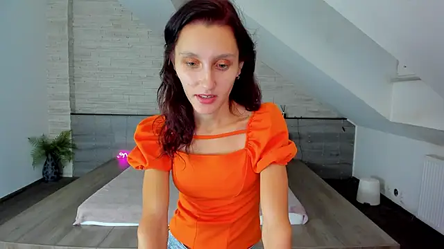 Snapshot of skinnystar_ chatting on October 14, 2025, 4:24 am skinnystar online show from October 14, 2025, 4:24 am