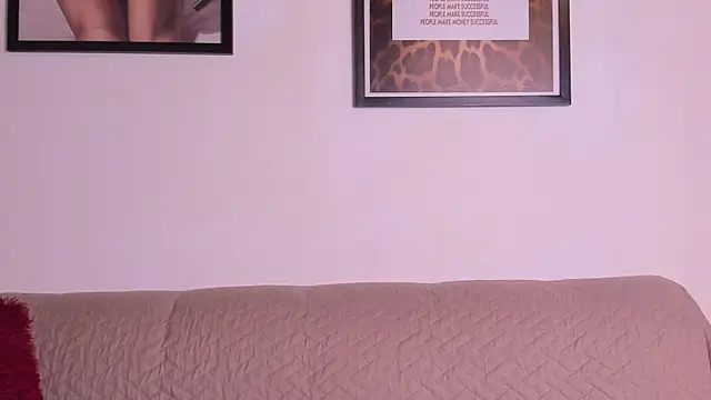 Sofi glow online show from September 23, 2025, 9:11 pm