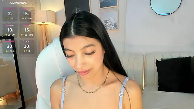 Tiffany Low online show from February 26, 2026, 3:56 pm