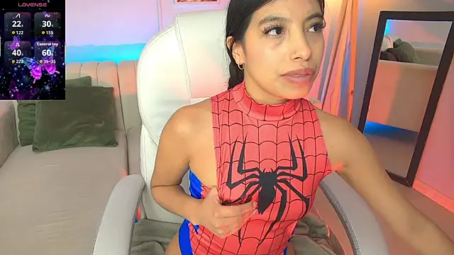 Tiffany Low online show from October 26, 2025, 4:29 pm