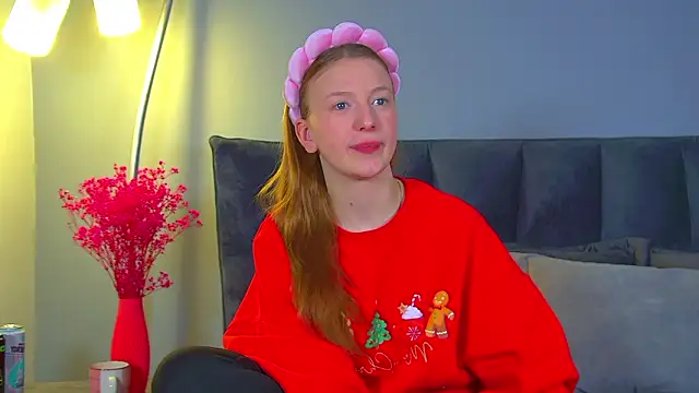 BeatriceBinoche online show from February 4, 2026, 6:30 am