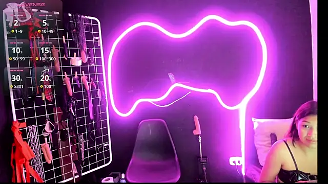 Mistress Megan BDSM online show from November 27, 2025, 1:11 pm