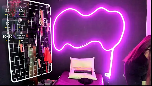 Mistress Megan BDSM online show from November 5, 2025, 1:14 pm