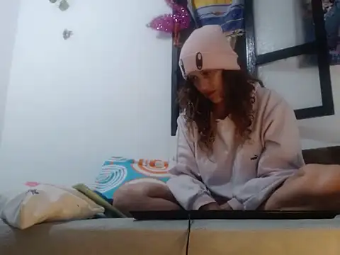 Snapshot of sany_thomson chatting on October 5, 2025, 11:50 pm sany thomson online show from October 5, 2025, 11:50 pm